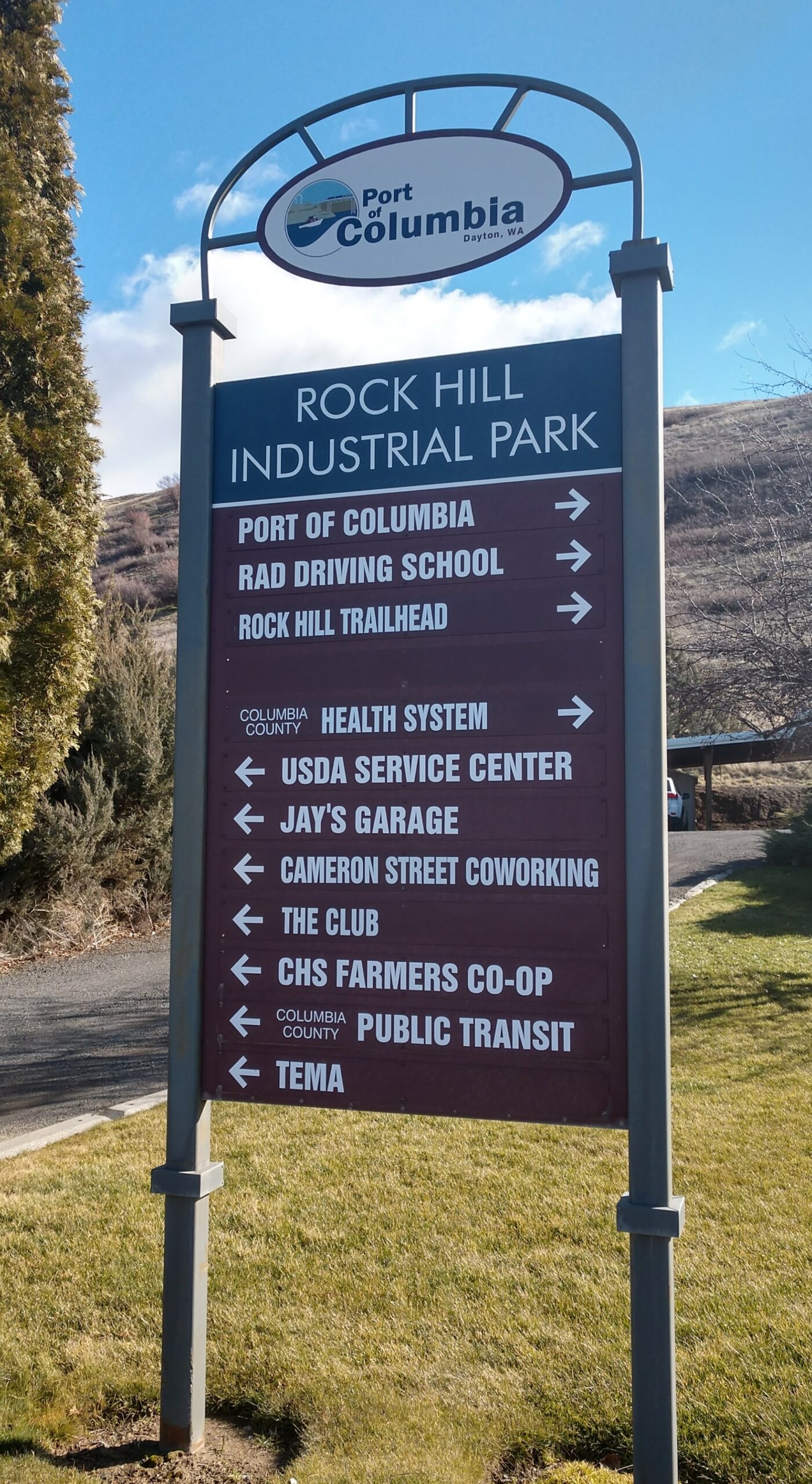 POC Directional Sign 2022 - Port of Columbia